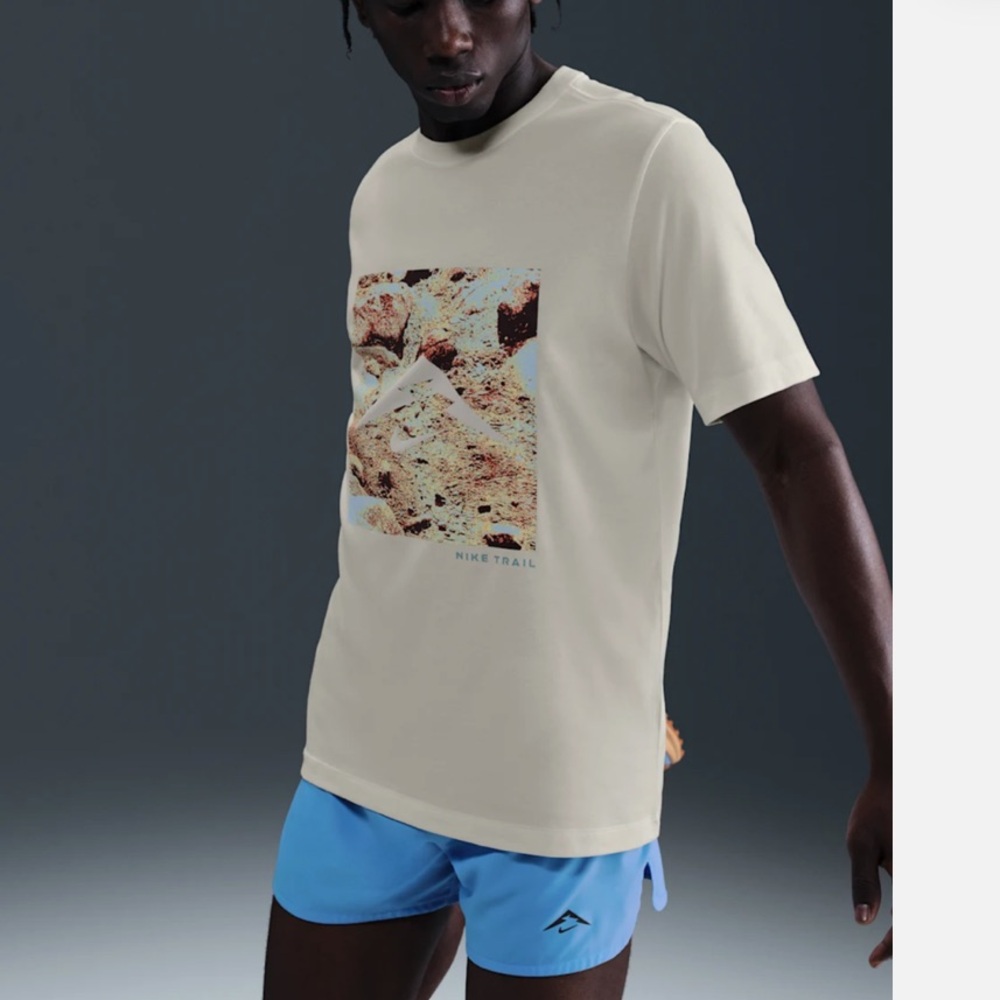 Nike Trail Graphic Tee Running t shirt Size M Medium